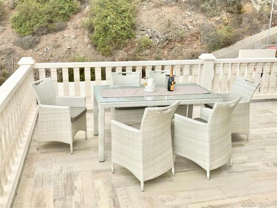 Villa Vista Bella Costa Adeje In Ruhiger Villengegend Mit Meerblick Екстер'єр фото